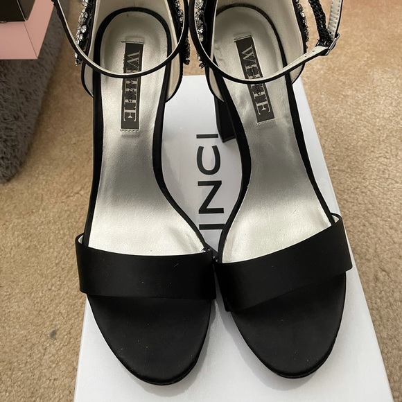 David’s Bridal Vera Wong Collection Black Heels Size 8 - Picture 2 of 10